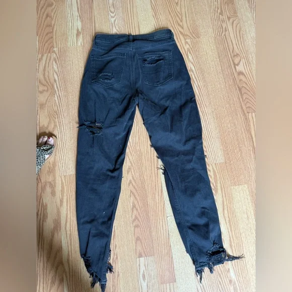 American Eagle Outfitters Dark Wash Jeans - Picture 2 of 4
